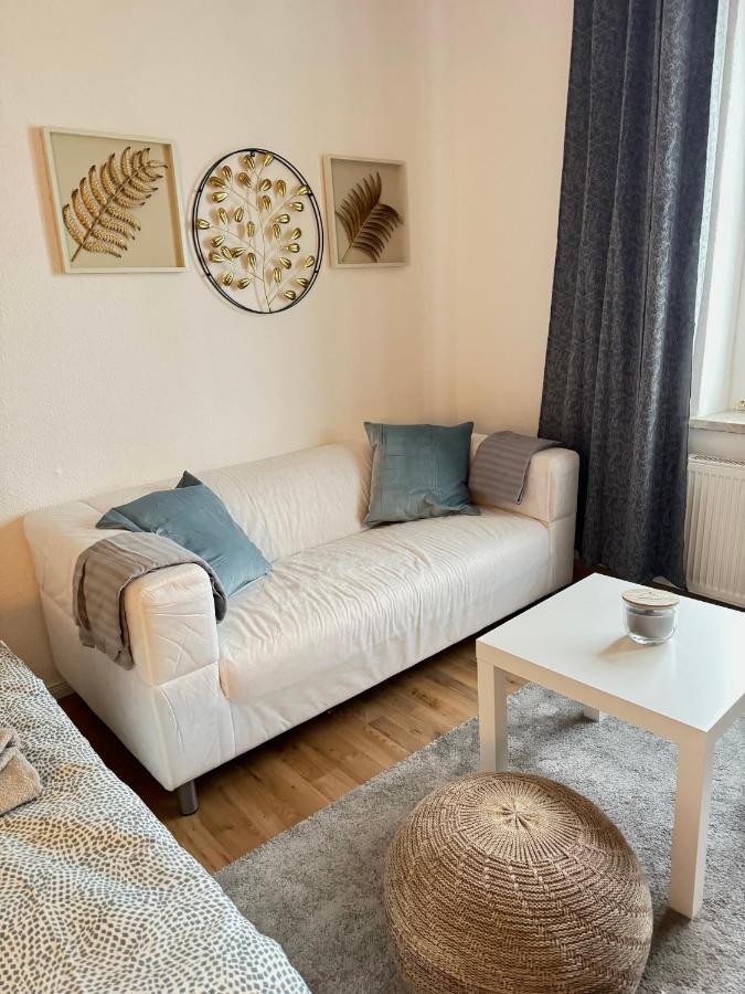Appartement "Johanna" Mit 3 Schlafzimmern Weissenfels Exterior photo